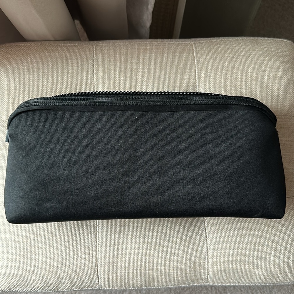 SKIMS Black Neoprene Pouch - Picture 3 of 8